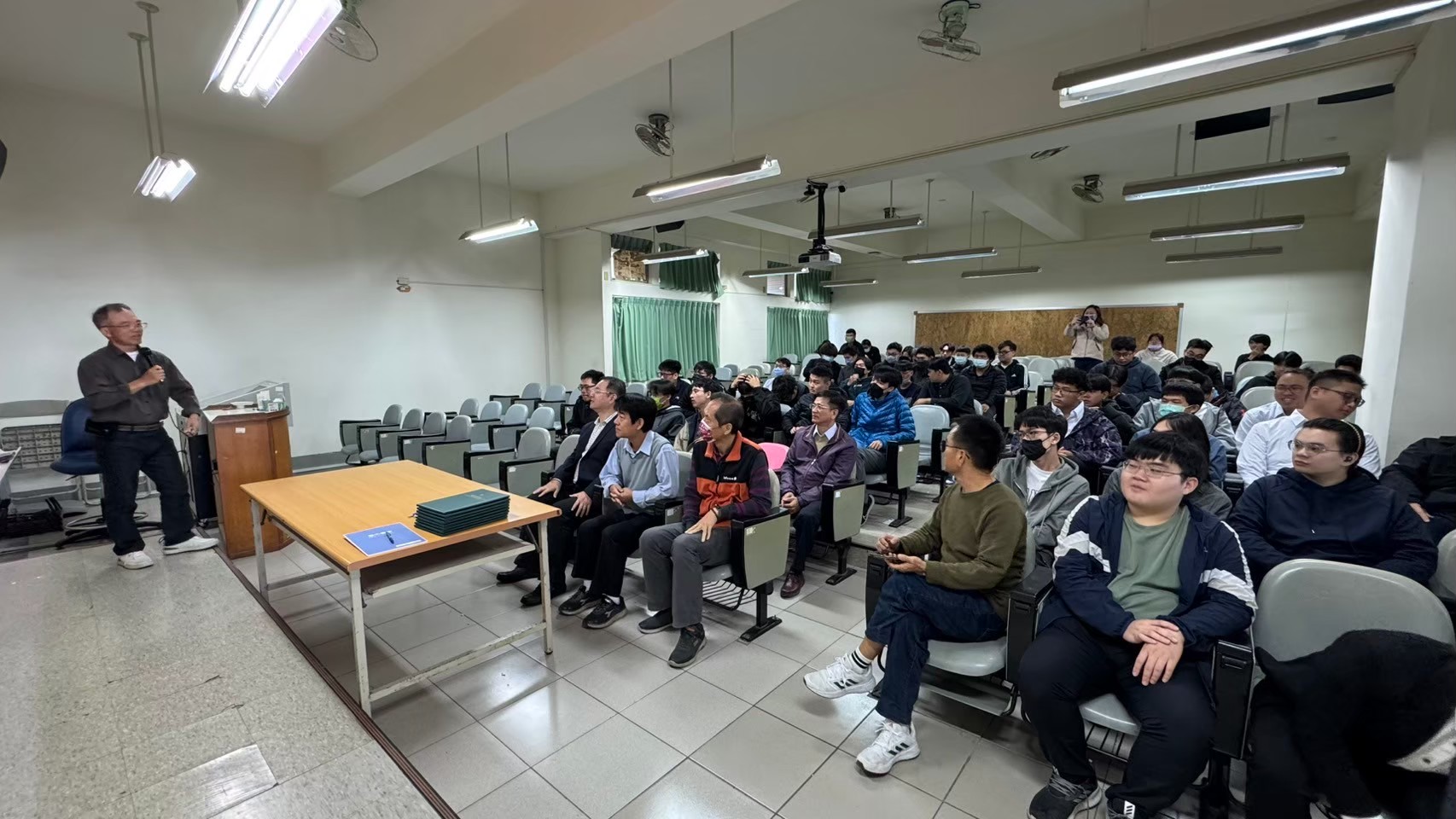 LINE_ALBUM_專題展_250206_1