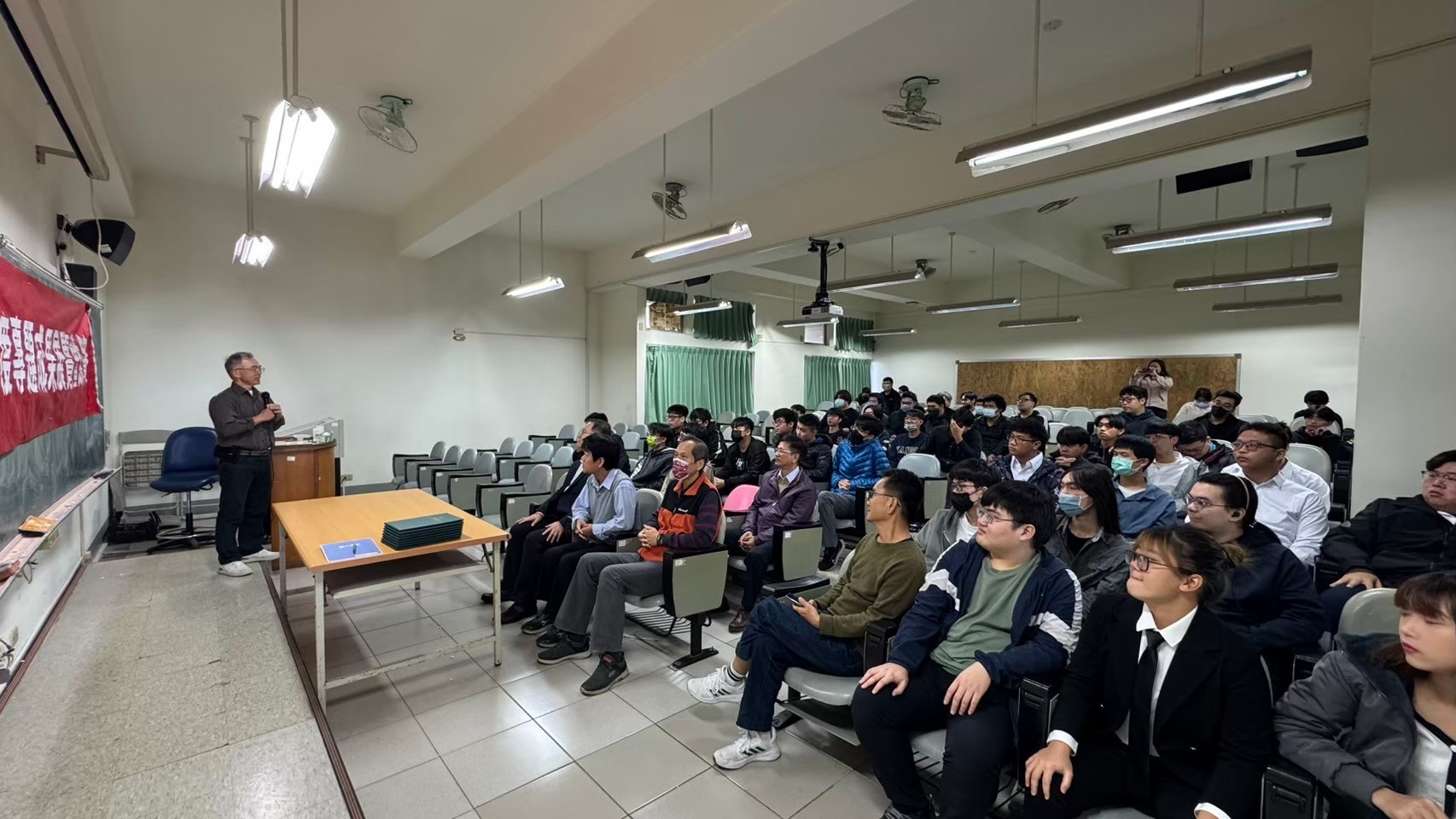 LINE_ALBUM_專題展_250206_5