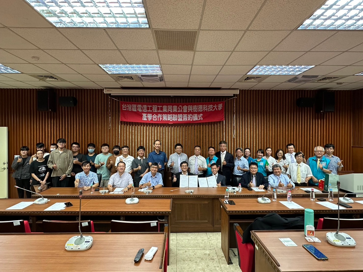 LINE_ALBUM_20240605_240606_49